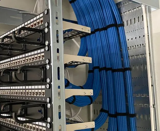 Datanätverk i serverrack